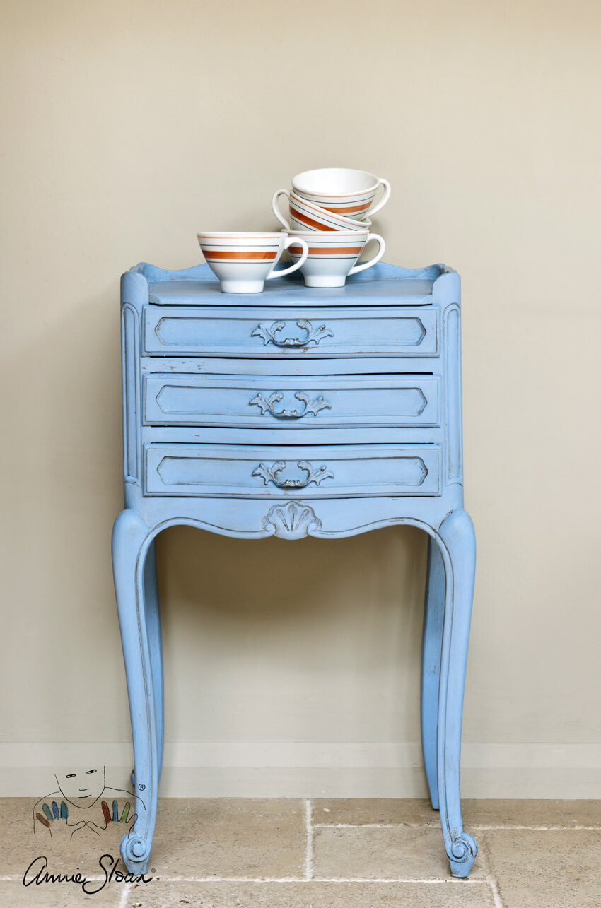 Kommode in Louis Blue Chalk Paint von Annie Sloan