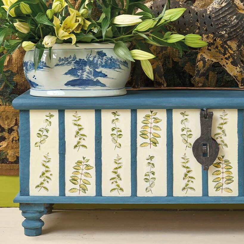 RHS Decoupage Papier Mint